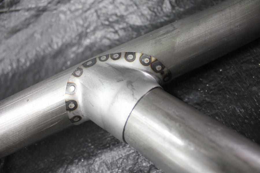 1001-29 J Model exhaust