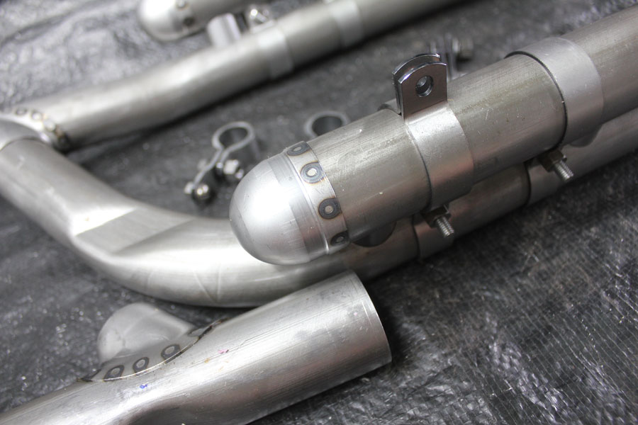 1001-29 J Model exhaust