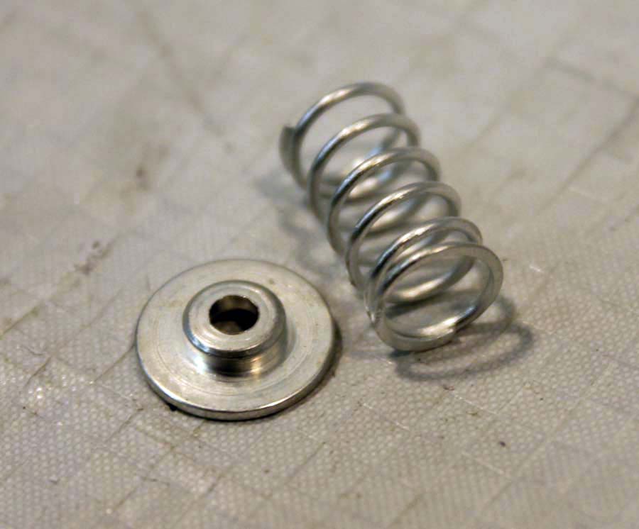 1262-27 Collar and Spring 1927 and up Linkert