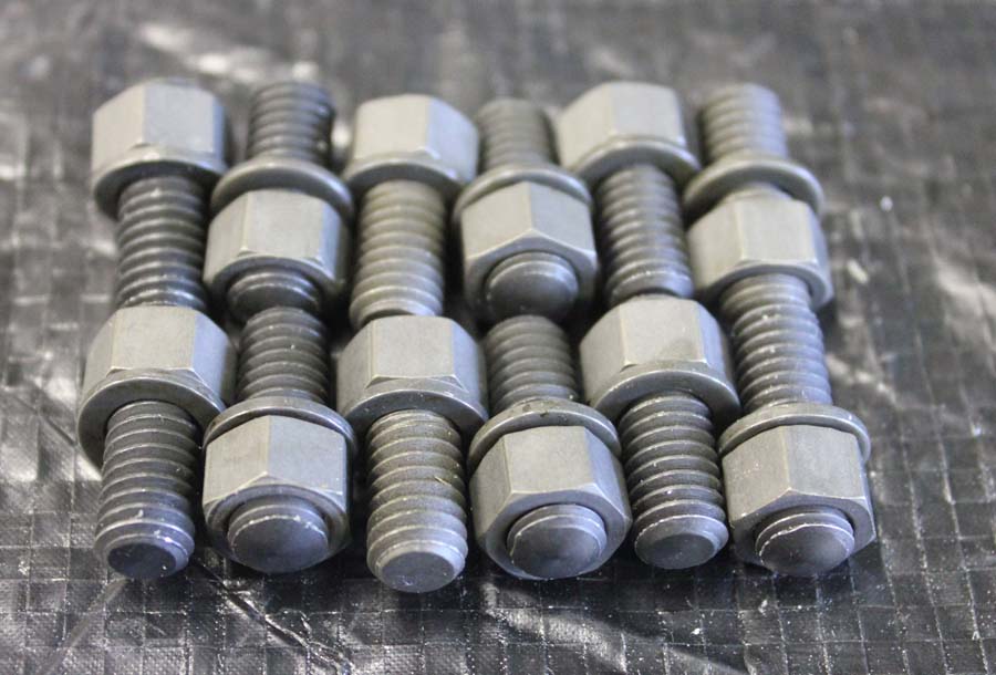 2267-15 Transmission Lid Stud Kit (1915-30)