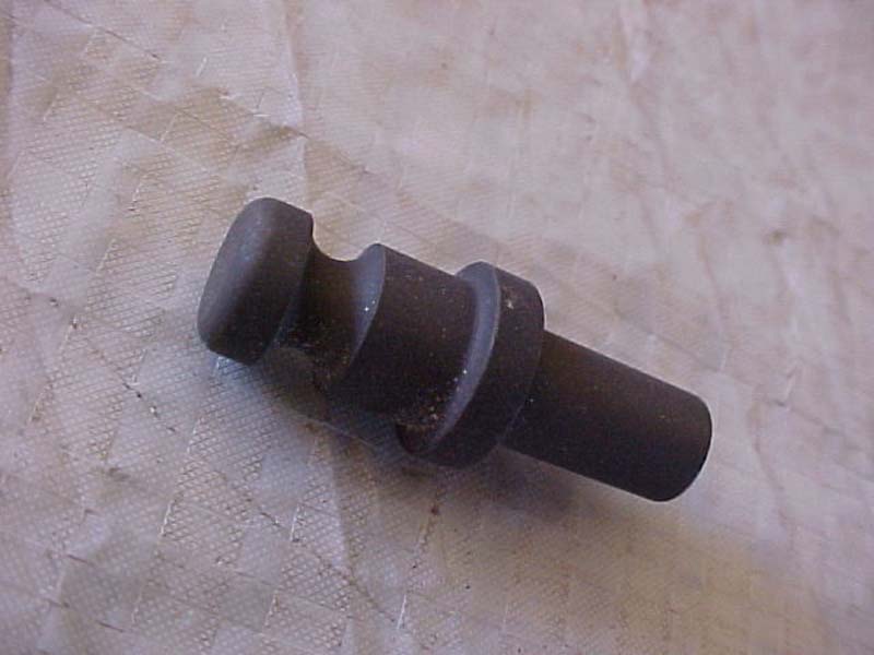 2411-32A Rocker clutch spring stud 32-35 74+80