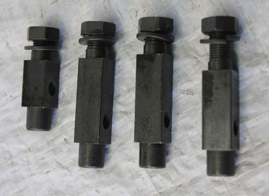 2949-30 VL studs
