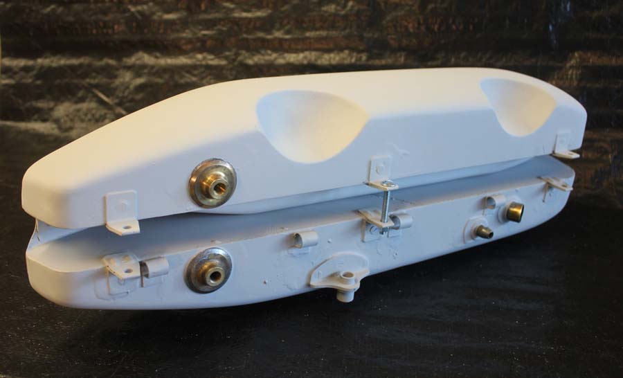 3501-16 Underside rear