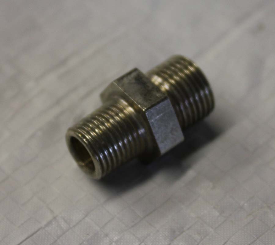 3575-15 Oil pipe case nipple