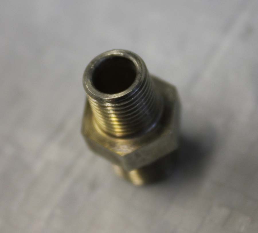 3575-15 Oil pipe nipple end
