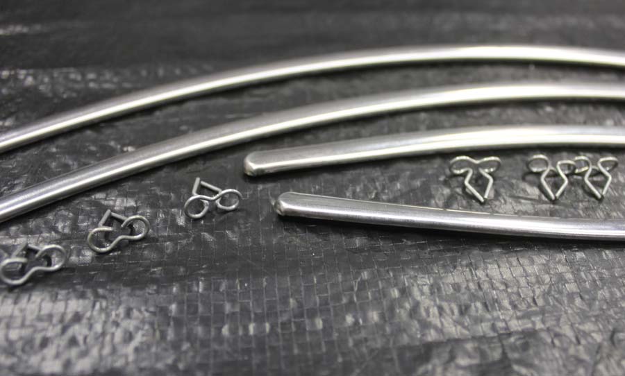 3715-39 Clips Close-up