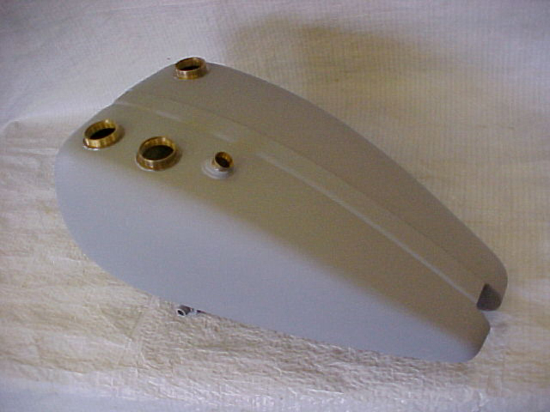 3501-30 VL fuel tank oil hand pump side
