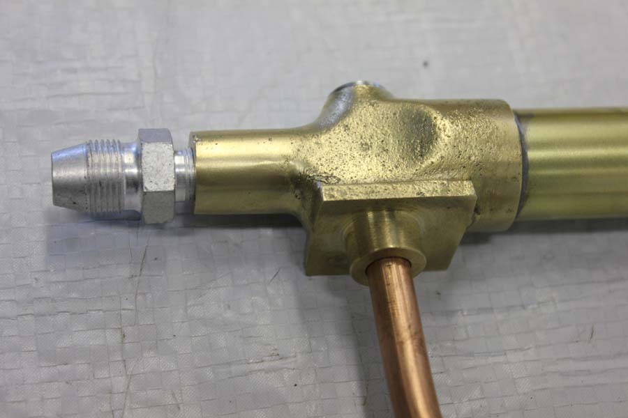3550-16 Hand Pump Inlet