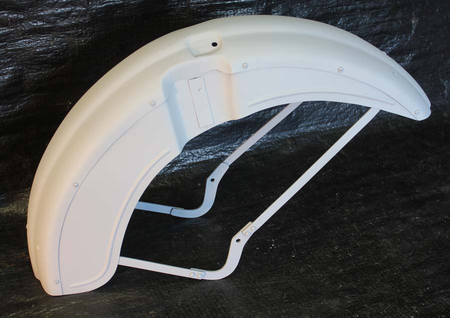 3701-26 Front Mudguard right