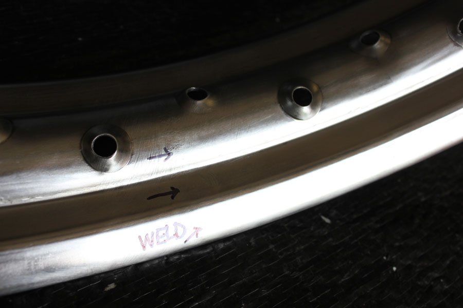 3940-30 weld on outside of rim