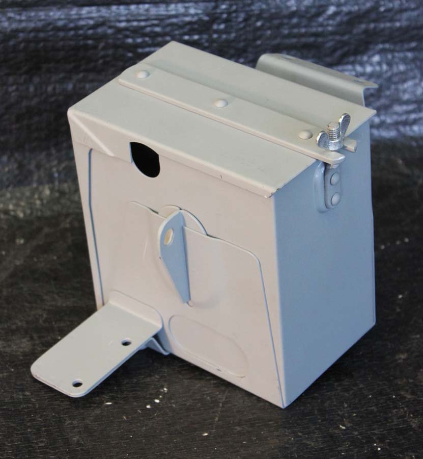 4404-34 VL battery box front