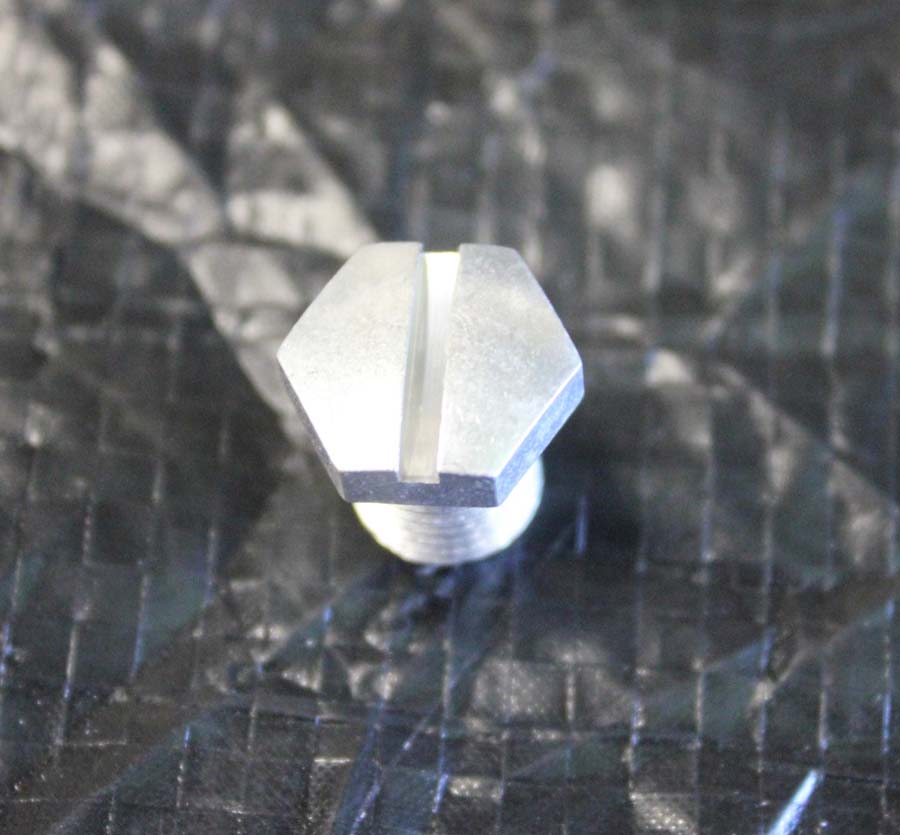 453-11Trans Plug