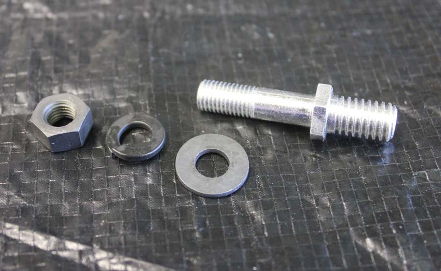 472-30 Primary Case Mount Stud Kit