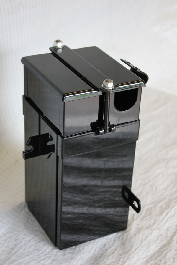 4404-29 battery box left side