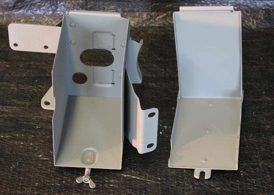 4404-30 battery box lid removed 2