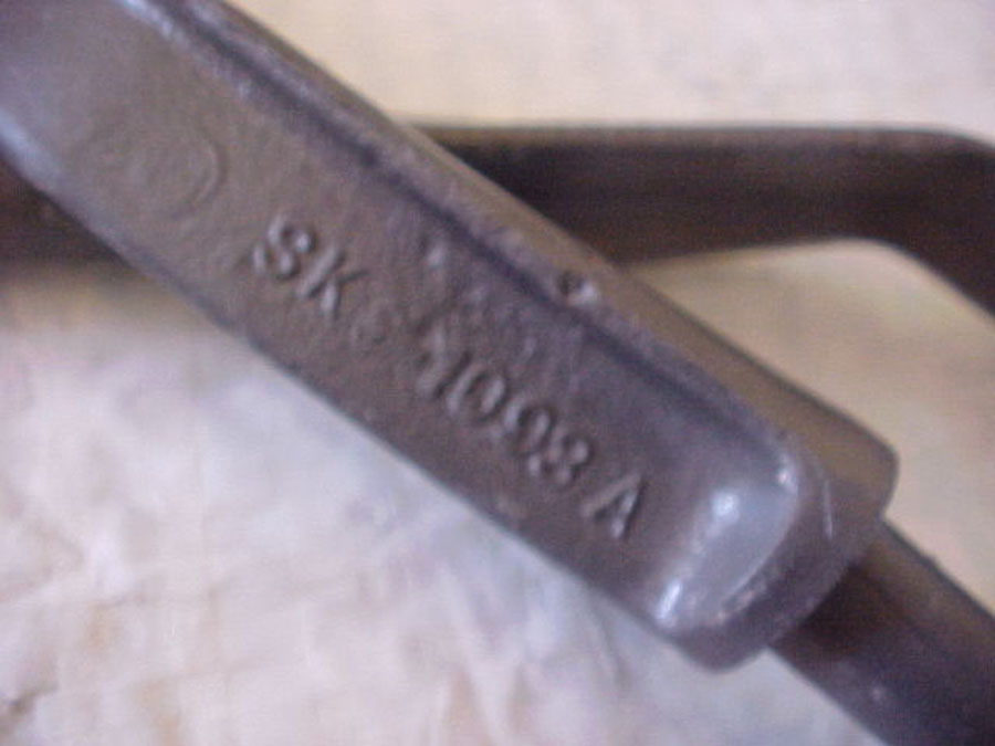 4860-30 1930 left horn bracket