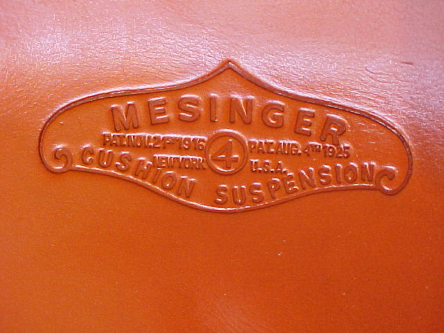 Mesinger 4 logo