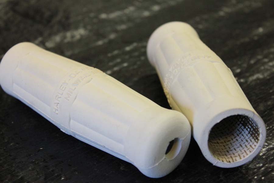 3310-11W Handlebar Grips (1911-34)