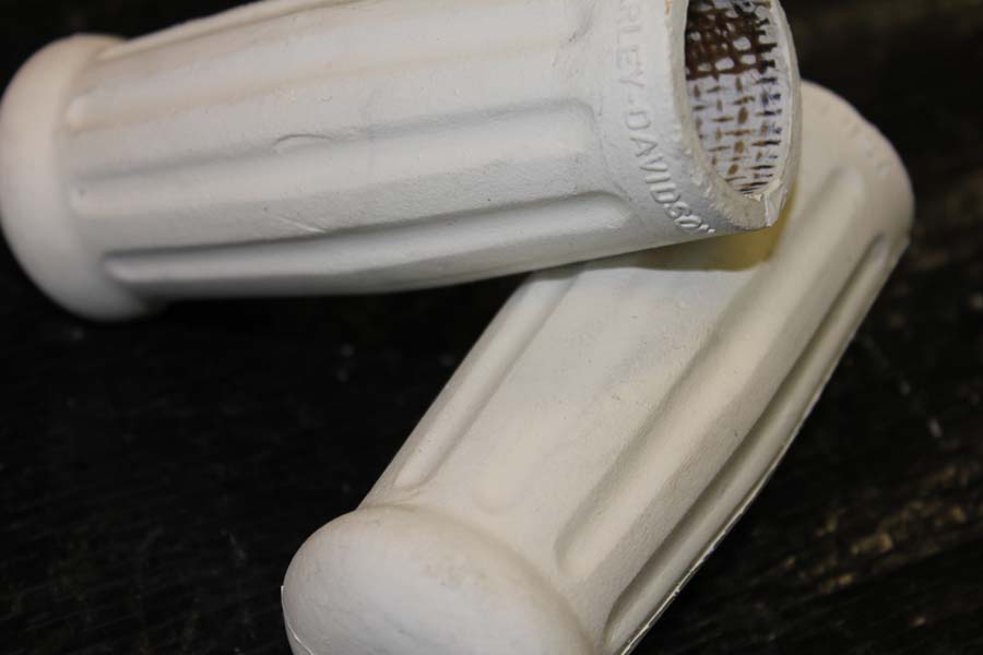 3310-35W HANDLE BAR GRIPS (1935-48)